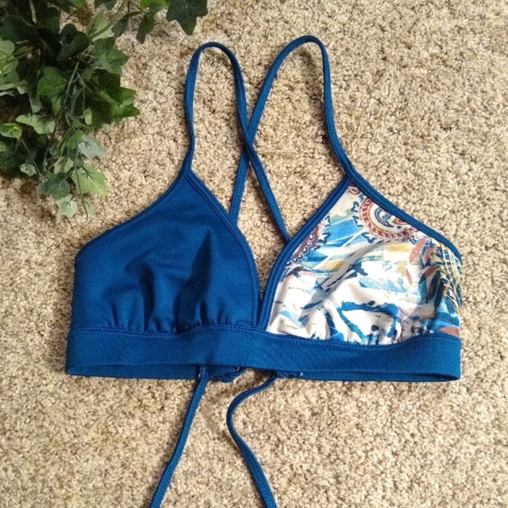 Mika Yoga Wear size small sports bra